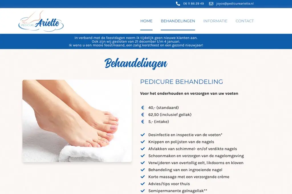 Screenshot van de pagina 'Behandelingen' van Pedicure Ariette, met informatie over een pedicure behandeling